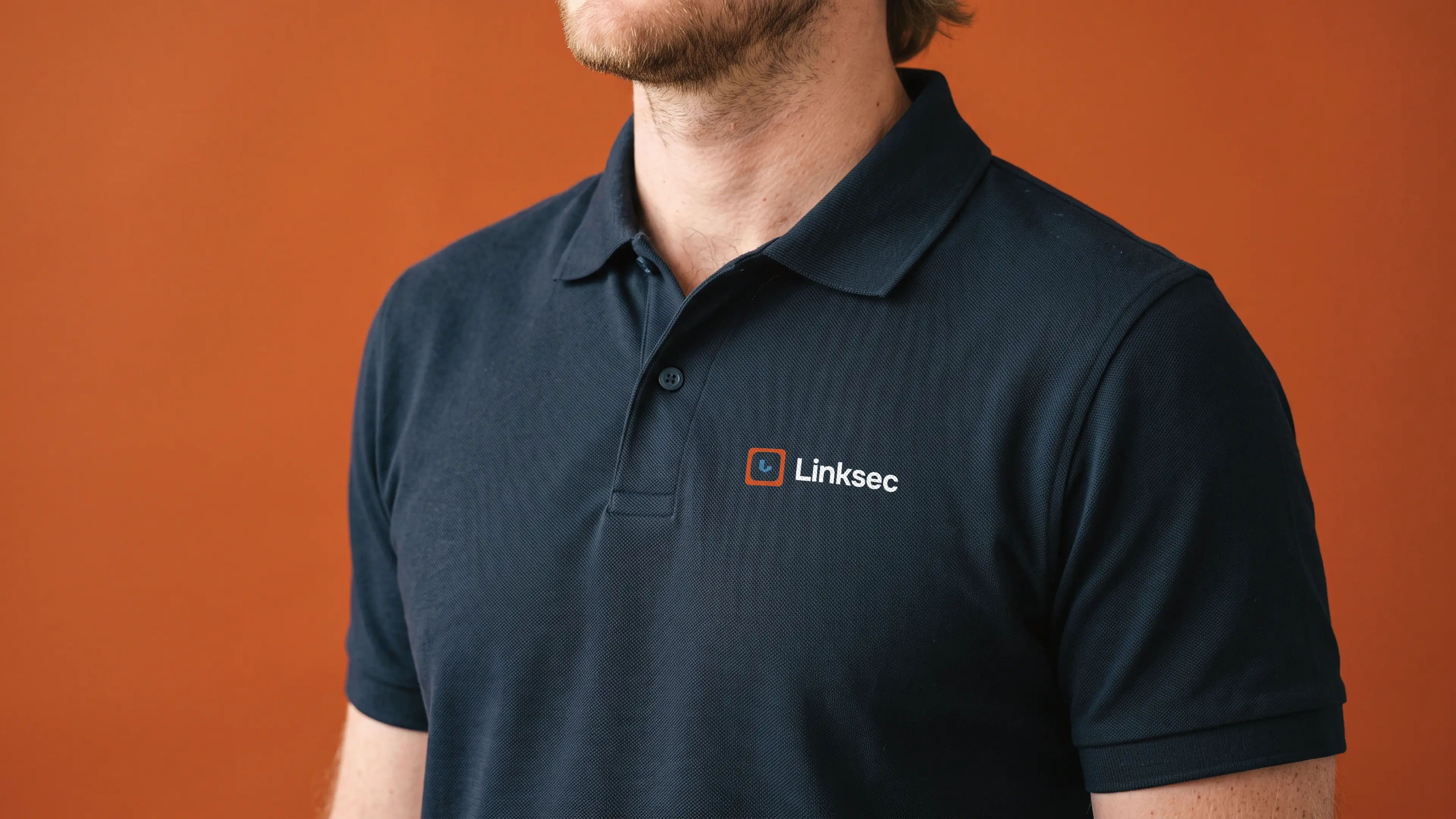 linksec - 4th Monochrome Mockup
